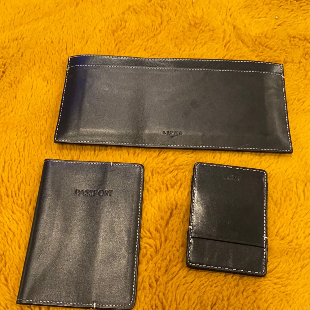- Link of London 3PIECE BLACK LEATHER PASSPORT HOLDER ID HOLDER AND WALLET…